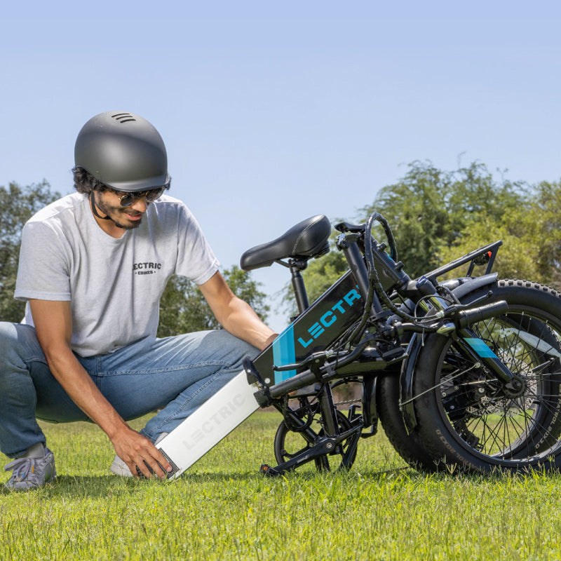 Lectric Ebikes XP 20 Black XP Taking battery out of frame