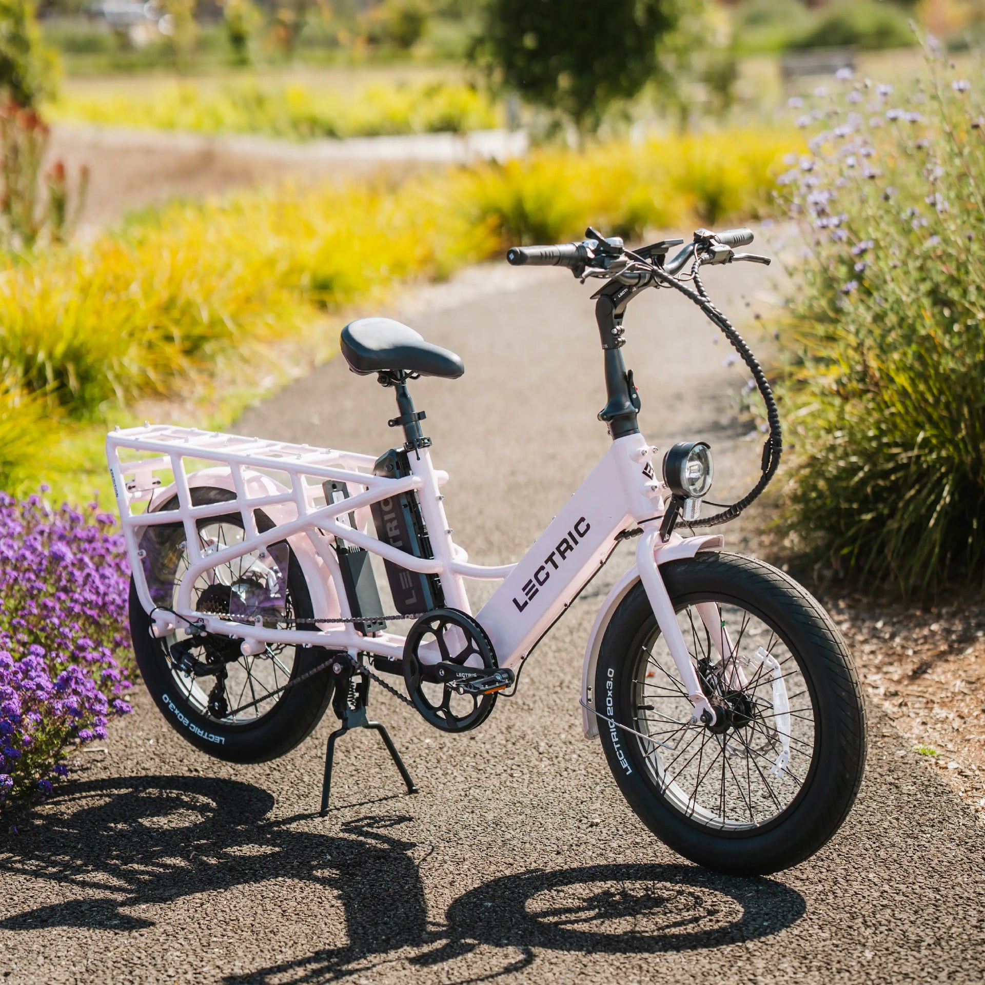 XPedition Dual-Battery Limited-Edition Pink eBike